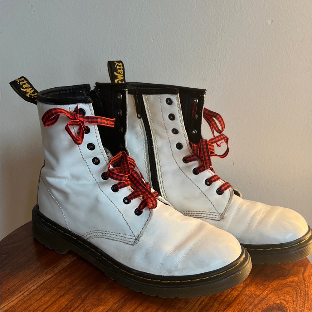 Dr. Martens upcycled White Boots with buffalo plaid Laces